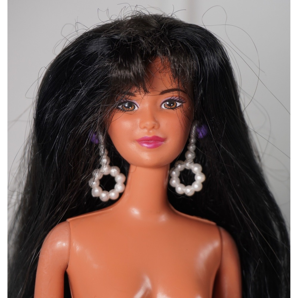 Vintage 90s Barbie Doll Kira Pearl Beach w/Earrings Miko Nude Asian EUCC211